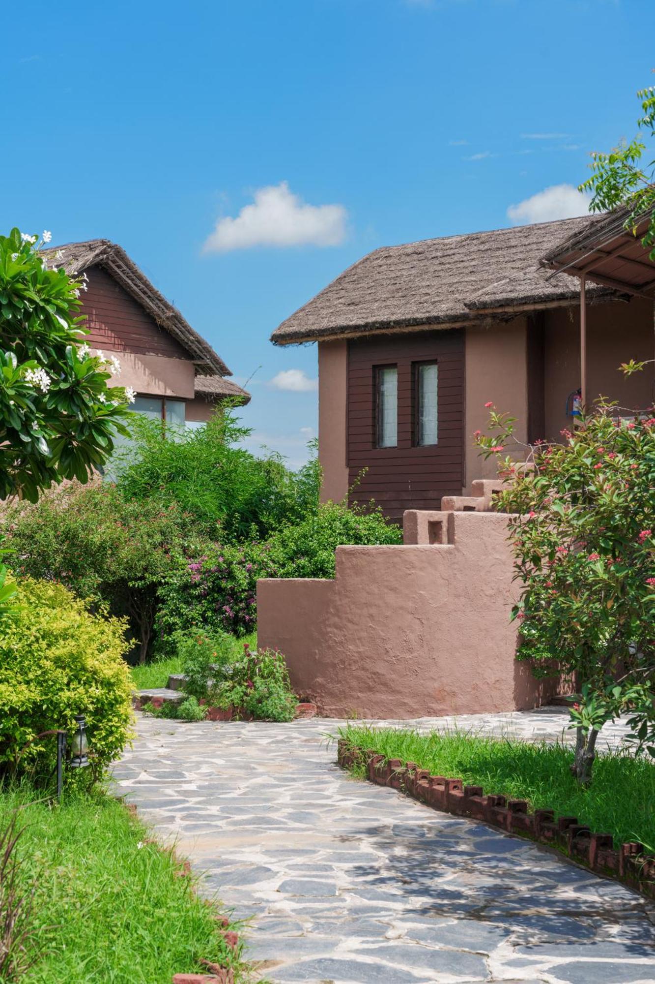 Gaj Resort, A Member Of Radisson Individuals Retreats Binewāl エクステリア 写真