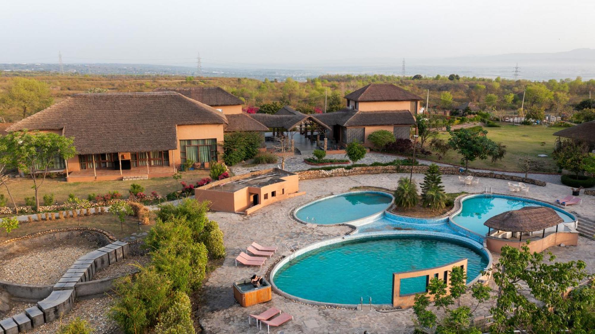 Gaj Resort, A Member Of Radisson Individuals Retreats Binewāl エクステリア 写真